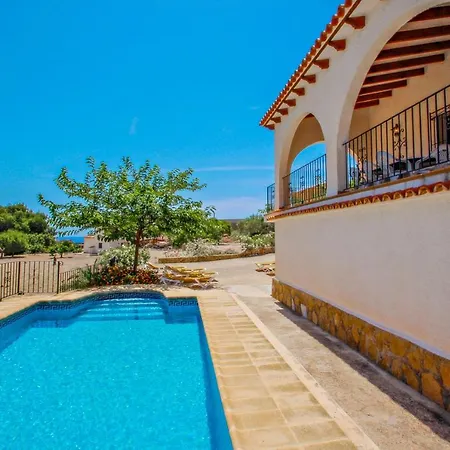 Villa Laura-28a - Traditionally Furnished Detached With Peaceful Surroundings In